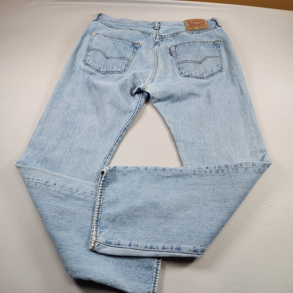 Levis 501 Jeans Mens 33x30 Blue Button Fly Straight Light Wash Mid Rise - Picture 7 of 9